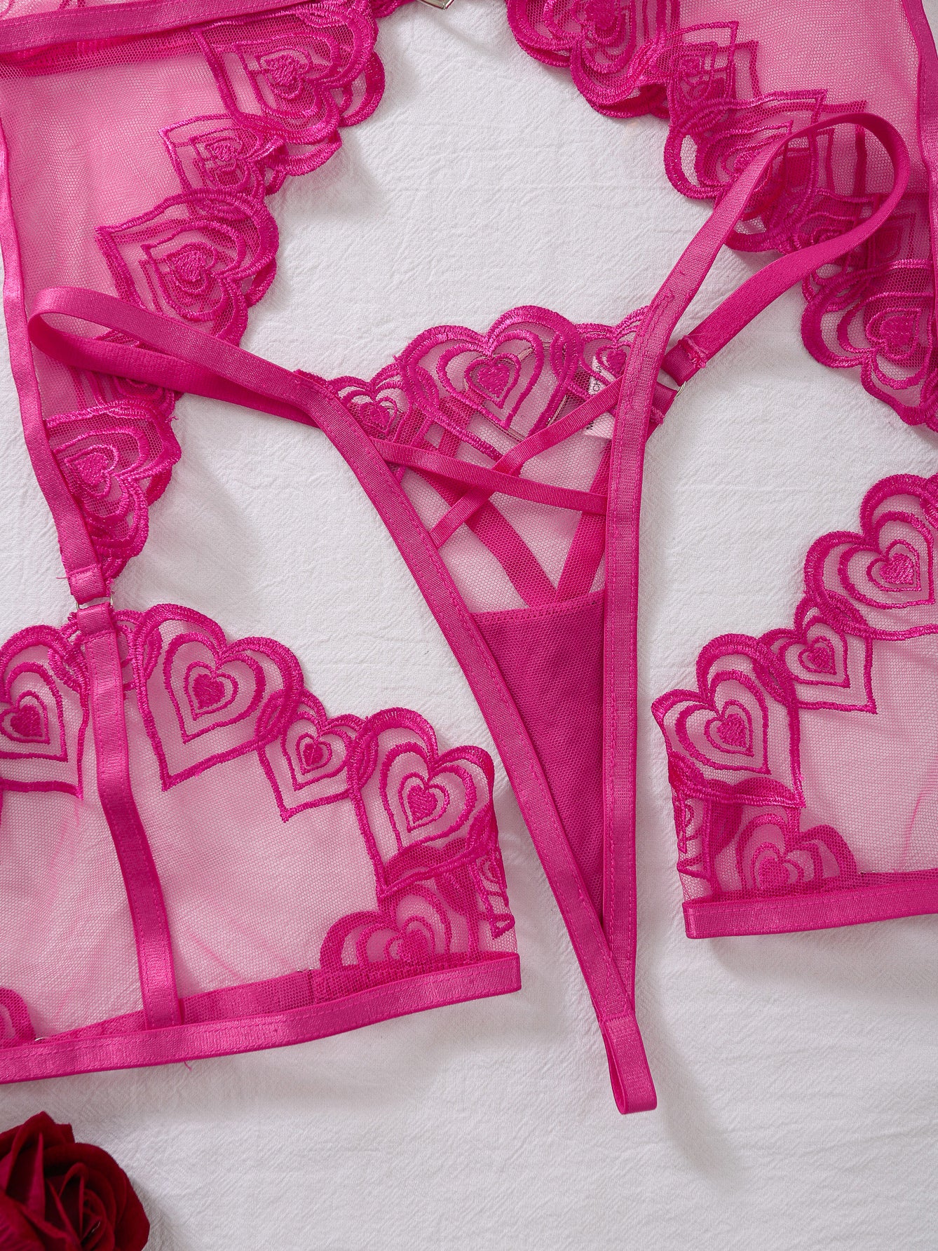 New style sexy heart embroidered lingerie set